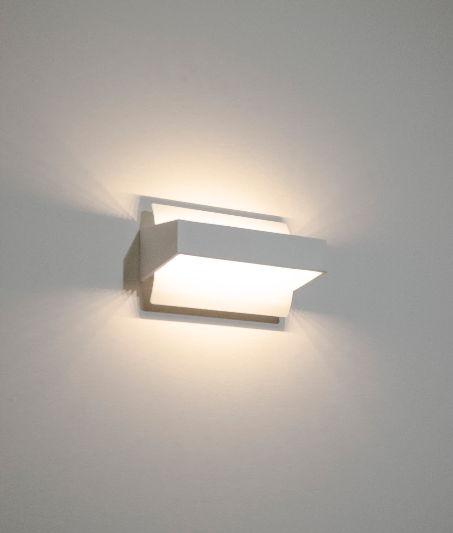 ATLANTA: City Series LED Interior Tri-CCT Up/Down Rectangular Dimmable Wall Light