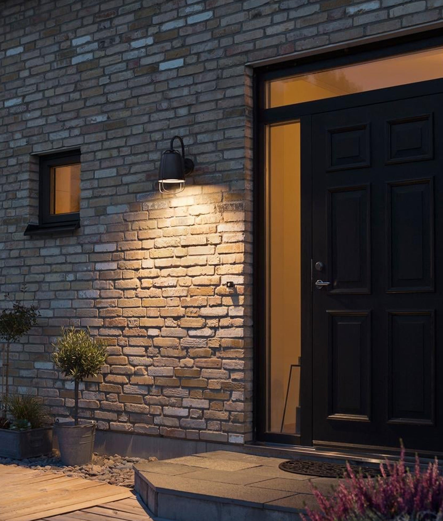 HINK: Exterior Cage Surface Mounted Wall Lights IP44