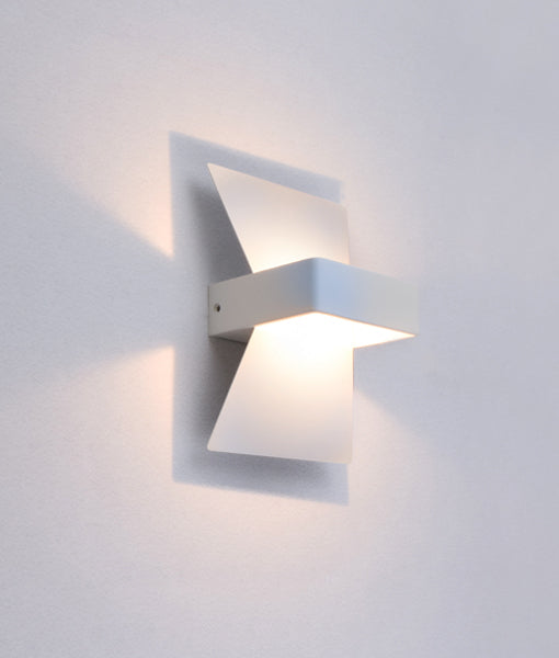 DAVOS: LED Interior Matte White Bow Wall Light